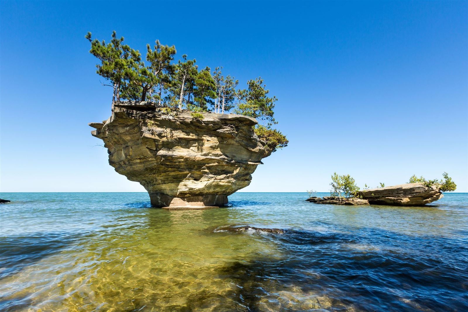 Turnip Rock im Lake Huron